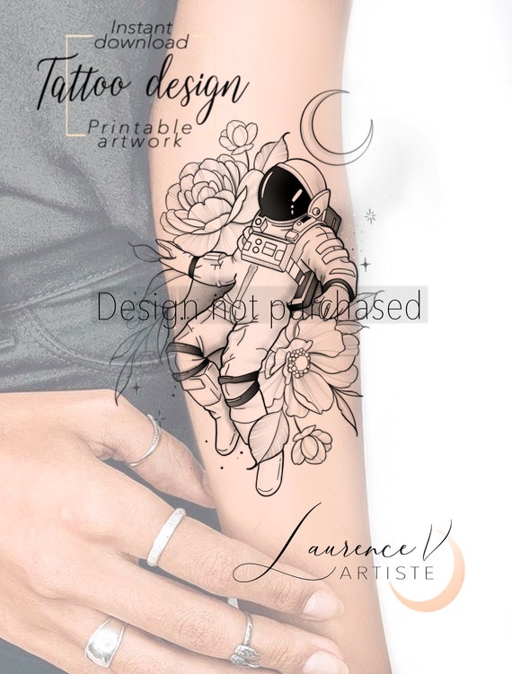 Astronaut Tattoo Cosmonaut Deep Space Triangular Stock Vector (Royalty  Free) 550939552 | Shutterstock