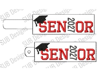 Senior 2027 Hut Snap Tab Design im Rahmen Stickerei sticken Schlüsselanhänger Keyfob Schlüsselanhänger Abitur Abschluss Kappe Quaste CO 27