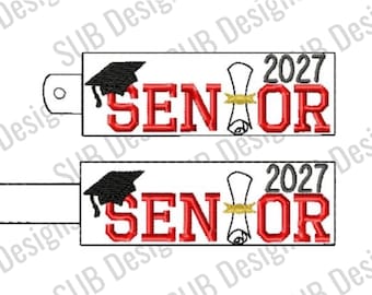 Senior 2027 Hut Diplom Snap Tab Design im Rahmen Stickerei sticken Schlüsselanhänger Schlüsselanhänger Key Fob Abitur Abschluss Mütze Quaste