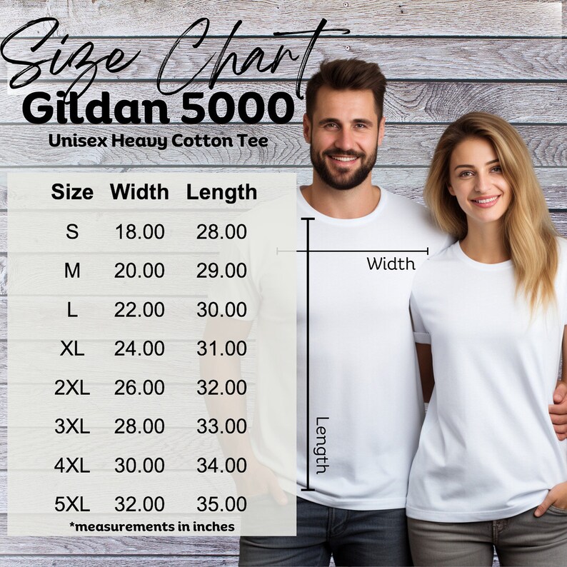 Puede incluir: Una tabla de tallas para camisetas unisex Gildan 5000 de algod&oacute;n pesado. La tabla muestra las tallas S a 5XL con medidas de ancho y largo en pulgadas. La imagen tambi&eacute;n presenta a un hombre y una mujer con camisetas blancas.