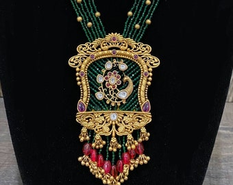 Kundan necklace and earrings set / Free Shipping in US