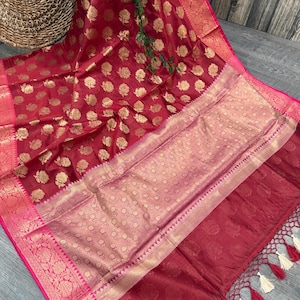 Sari Banarsi de seda y algodón Chanderi color marrón granate / Incluye caída / Envío gratuito a EE. UU.