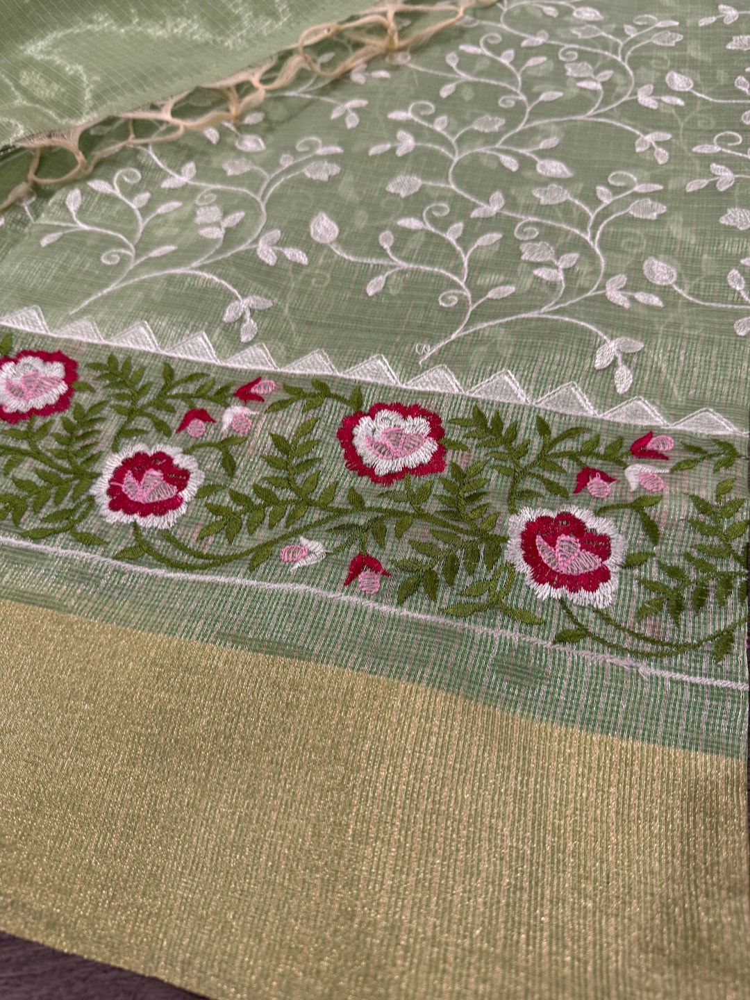 Pastel Green Printed Floral Summerish Kota Cotton Saree main image 0