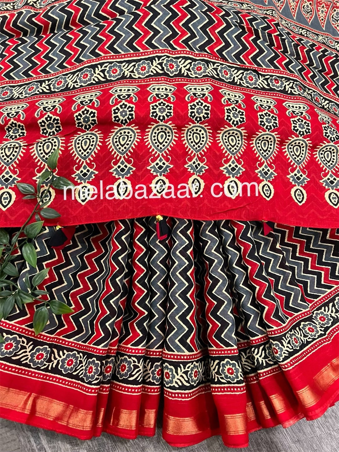 Plain Magenta – Readymade Ajrakh Saree