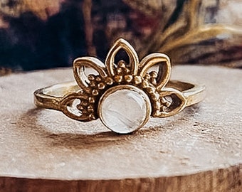 Mira Mondstein Boho Ring I Edelsteinring I Geschenk für Frau I Gold I Hochzeitsring I Trauzeugin I Schwesternring I Gemstone.Journey