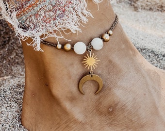 Sun Soul Fußkettchen I Fußkette I Fußschmuck I Goldene Messing Anhänger I Hippie I Geschenk I Makrameefußkette I Gemstonejourney