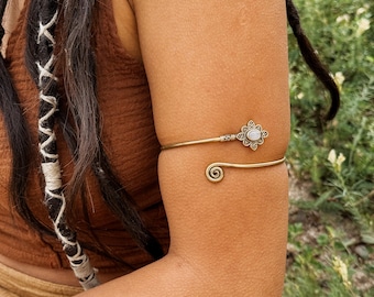 Boho Oberarm Armband I Tribal Schmuck I Geschenk für Schwester I Spiritueller Schmuck I Mondstein I Labradorit I Edelstein I GemstoneJourney