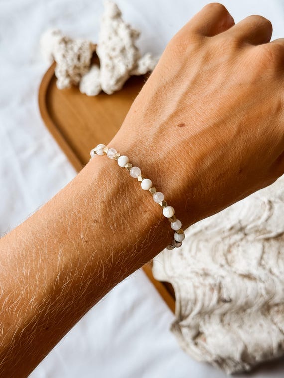 Leela Armband Rosenquarz I Gold Rosa I Edelsteinarmband I Festival I Geschenk für sie I hand I spiritueller Schmuck I gemstonejourney
