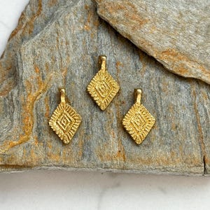 Messinganhänger Sonne, 12x20mm, gold Anhänger, Makramee, Schmuckzubehör, Makrameeschmuck, DIY, Schmuckanhänger, Messing
