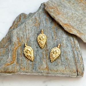 Messinganhänger Ying Yang groß, 10x20mm, gold Anhänger, Makramee, Schmuckzubehör, Makrameeschmuck, DIY, Schmuckanhänger, Messing