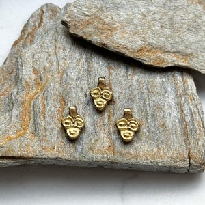 Messinganhänger Tropfen, 18x9mm, gold Anhänger, Makramee, Schmuckzubehör, Makrameeschmuck, DIY, Schmuckanhänger, Messing