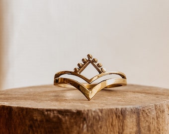 Sumi • Boho Ring I Friendship Goals I Present for best friend I Bohemian Rings I Mandalaring I golden ring I Gemstone Journey