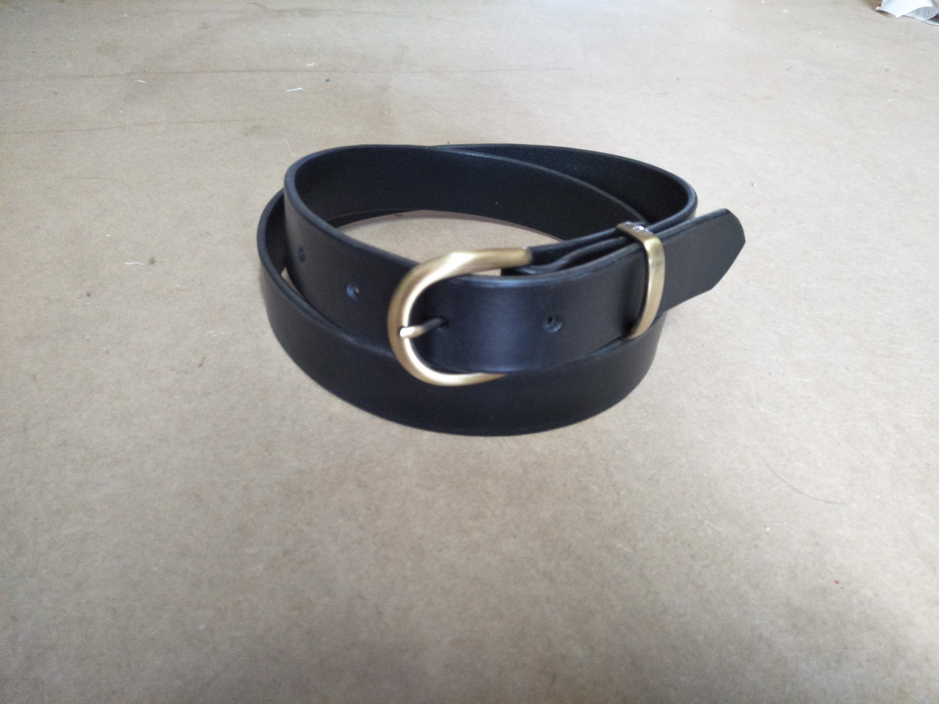 Oroton Black Leather Belt Gold Tone Logo Buckle Made in Australia Size Small Oroton Belt Steerhide Leather Men main image 3