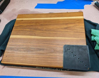 Szablon do odsunięcia stóp - deski do krojenia, obróbka drewna, wiertło, prowadnica, szablon - od pikseli do prototypu