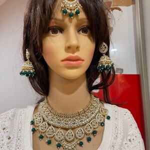 Gold Plated Heavy Kundan Necklace & Earrings Set