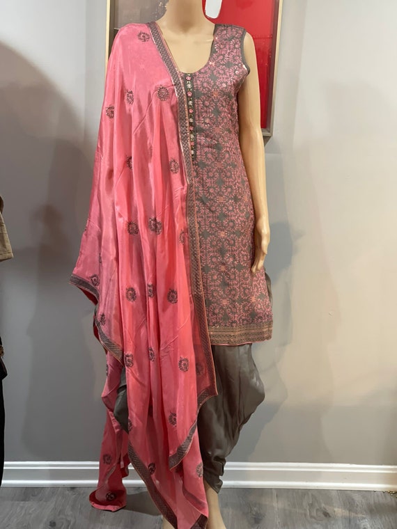Grey and pink punjabi suit cheap