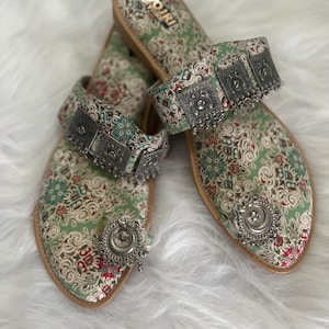 Indian Women Handmade Sandals, Slippers For Women, Indian Flat Sandals, Ethnic wear Slipper,Jaipur Kolhapuri Chappal, Wedding Sandal
