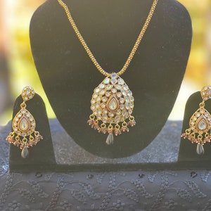 Gold plated pearl studded necklace set