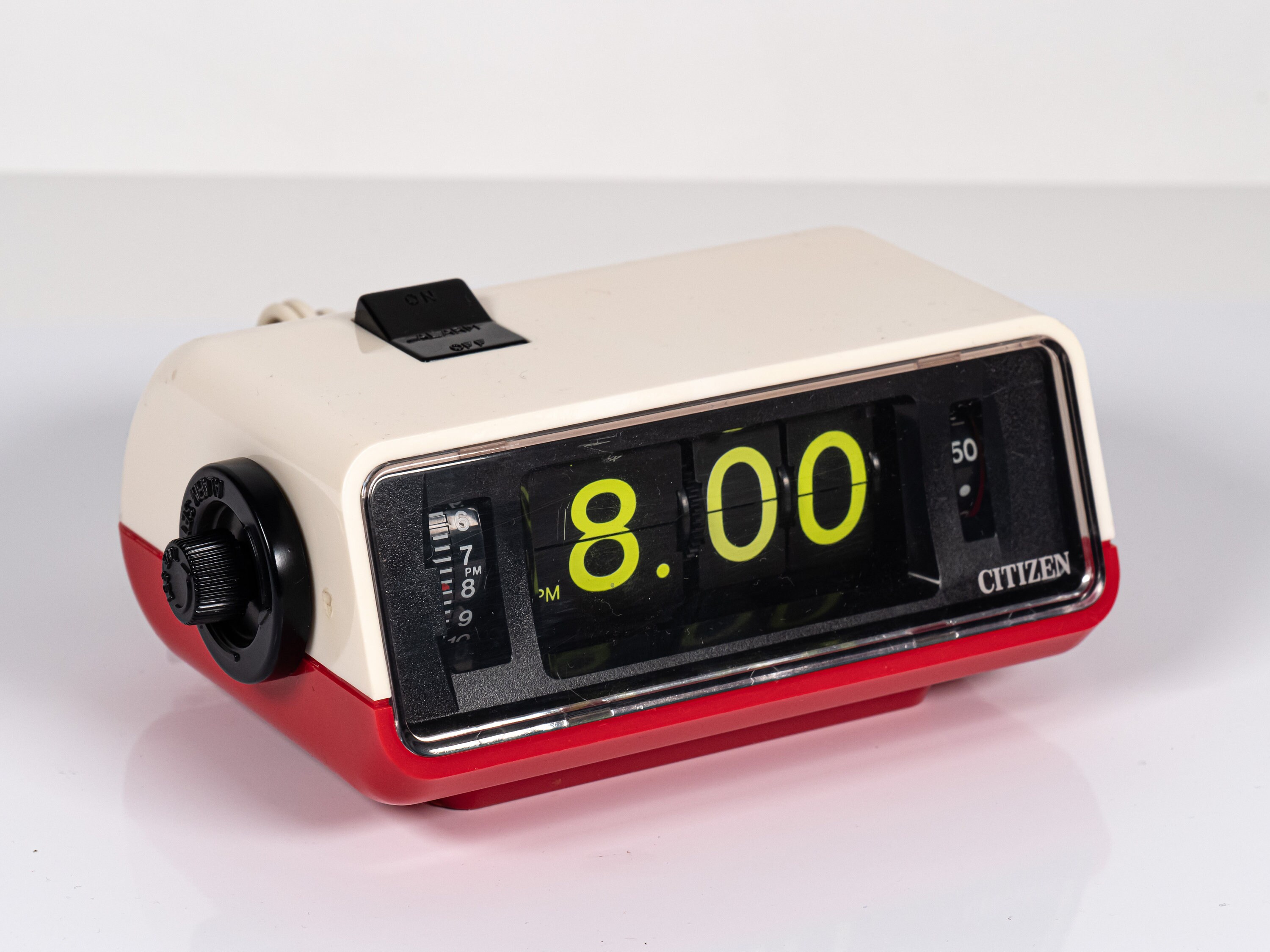 Rhythm Clock for sale Only 3 left at 75