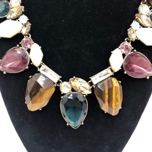 Vintage Chloe and Isabel Multi Colored Crystal Stone Fashion Statement Necklace image 6