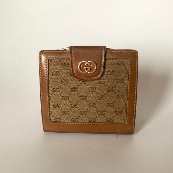 Authentic Gucci wallet