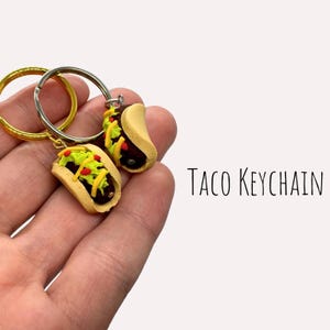 Pequeño llavero de taco realista / Ideas para regalos de tacos / Llavero de tacos / Llavero de comida / Regalos de tacos / Llaveros bonitos / Recuerdos de fiesta de tacos / Pareja