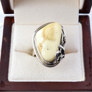 Handmade amber ring, Sterling silver ring with white amber, Natural Baltic amber, Ring size is adjustable