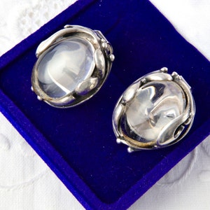 Sterling silver earrings with white crystal, Filigree earrings clips, Cabochon earrings, Wedding white earrings Vintage silver clip earrings