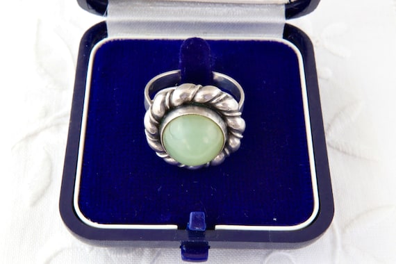 Sterling silver ring with jade, Soviet silver rin… - image 1