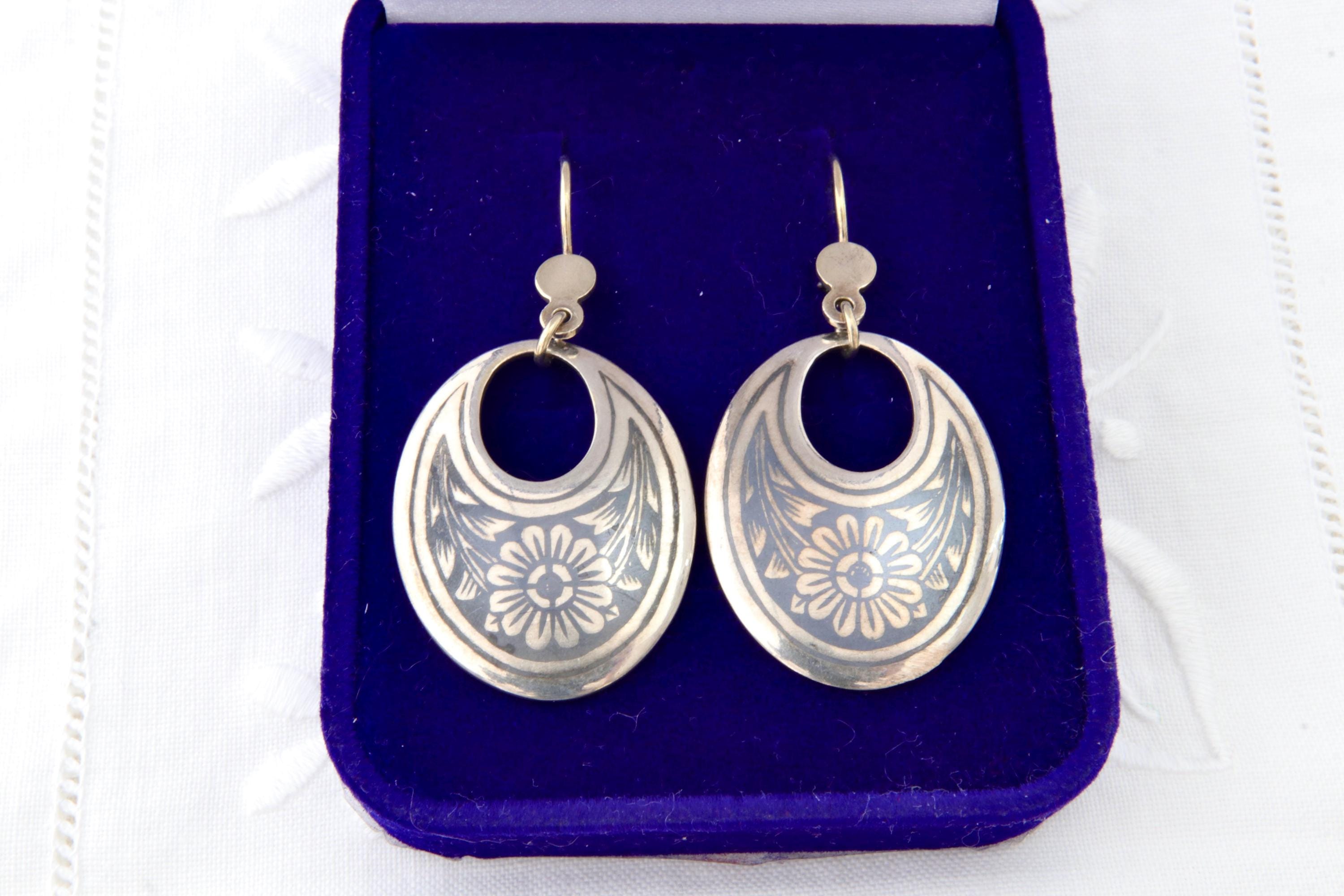 Boucles D'oreilles Vintage Plaqué Argent - Style URSS Soviétique - Occasion En Bon état