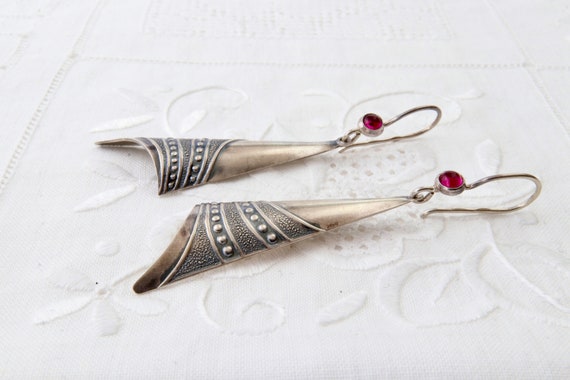 Sterling silver ruby earrings, Long triangular ea… - image 10
