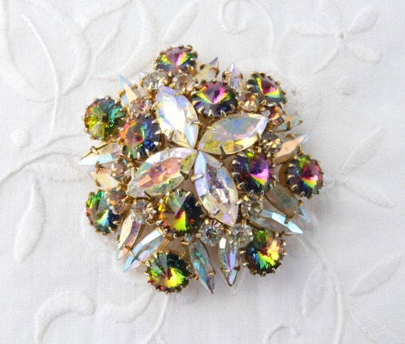 Flower brooch with rhinestones aurora borealis, V… - image 6