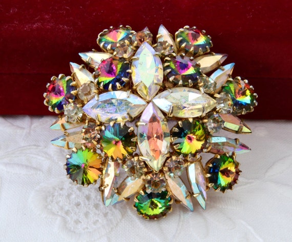 Flower brooch with rhinestones aurora borealis, V… - image 9