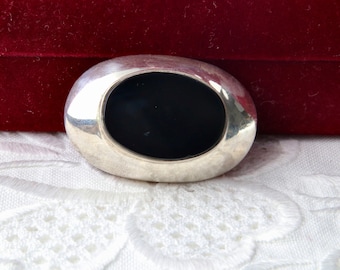 Sterling Silber Brosche mit schwarzem Onyx, Kleine ovale schwarze Brosche, Minimalist Brosche, Vintage Silber Brosche