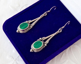 Sterling silver earrings with malachite Long dangling earrings Swing earrings Green malachite earrings Vintage earrings silver and malachite