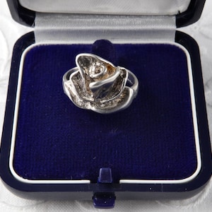 Handgemachter Sterlingsilberring mit Rose, Blumenring, Silberrose, Vintage Sterlingsilberring mit Blume