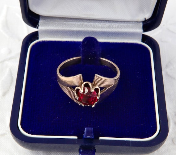 Red ruby ring, Soviet vintage ring, Gold ring wit… - image 1