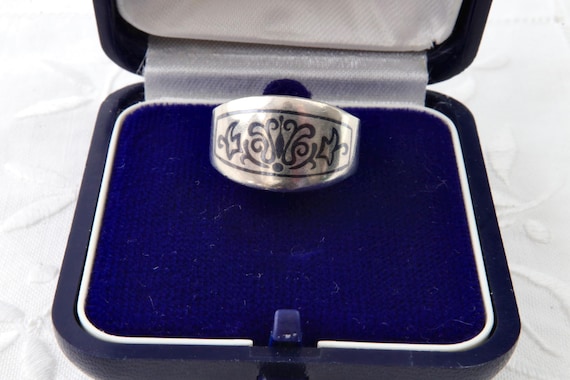 Solid stripe sterling silver ring, Black floral p… - image 4