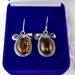 Amber sterling silver earrings, Long oval earrings handmade natural baltic amber, Dangle earrings with leaves