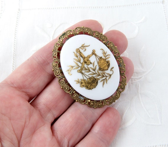 Vintage cameo brooch Western Germany, Gold tone b… - image 2