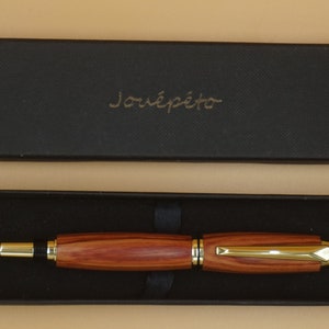 Stylo Plume en Bois de Rose, spécial " noces de Rose"