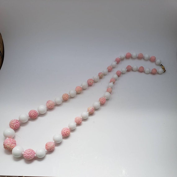 Vintage Faux Pearl and Bead Necklaces - image 8