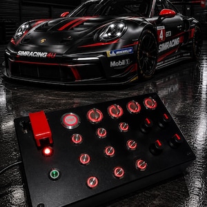 Pulsantiera USB per PC con 30 funzioni per simulatori di camion e corse, retroilluminata rossa metallizzata, con pulsante di avviamento motore e tasto a ritorno a molla.