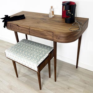 Curve Vanity, toletta in massello di rovere americano o noce