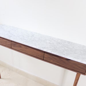 Console table with drawers in walnut or Oak and marble top image 3