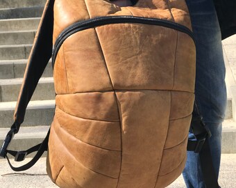 Leather backpack MUHA