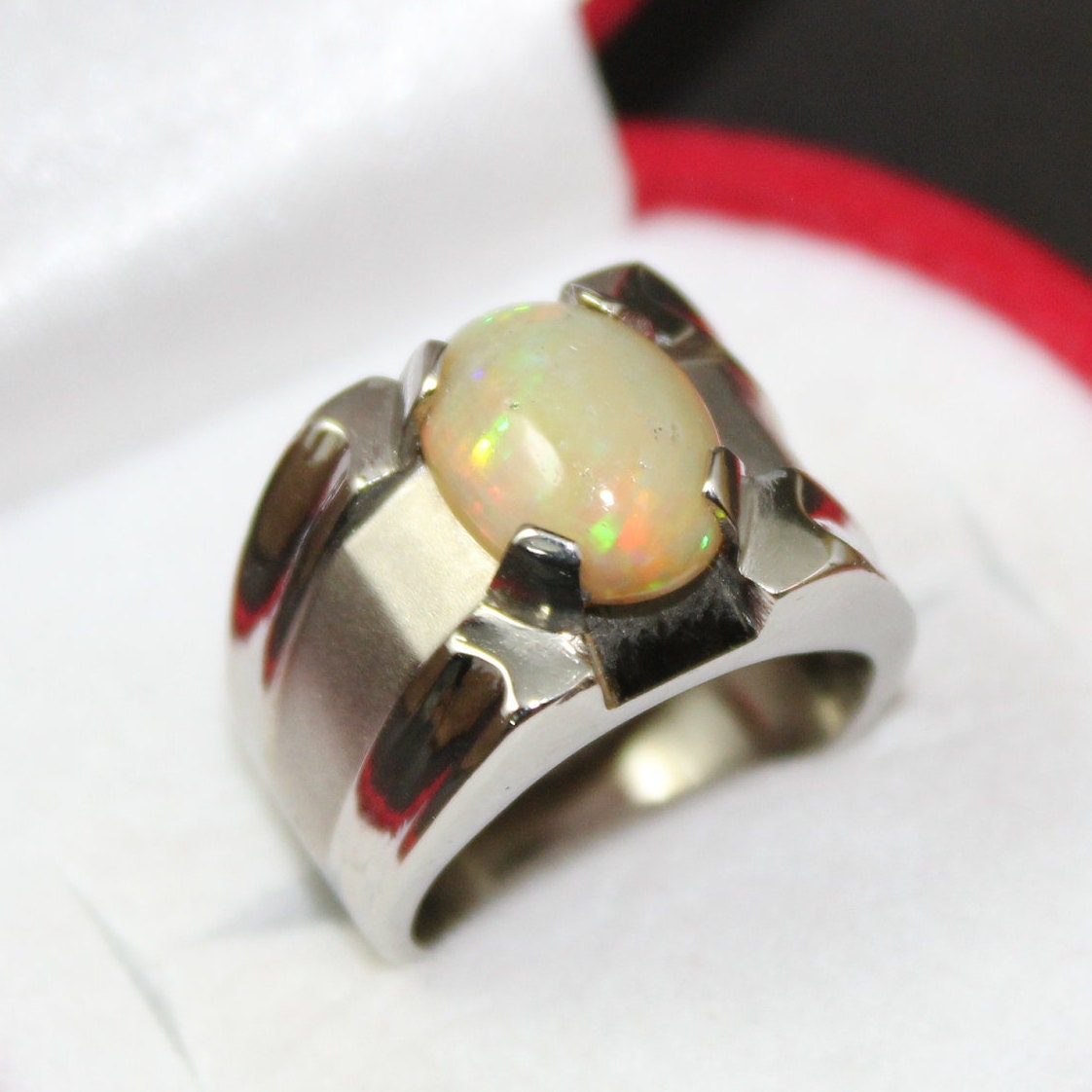 White Opal With Fire Sterling Silver Ring (Design AO28) | GemPundit