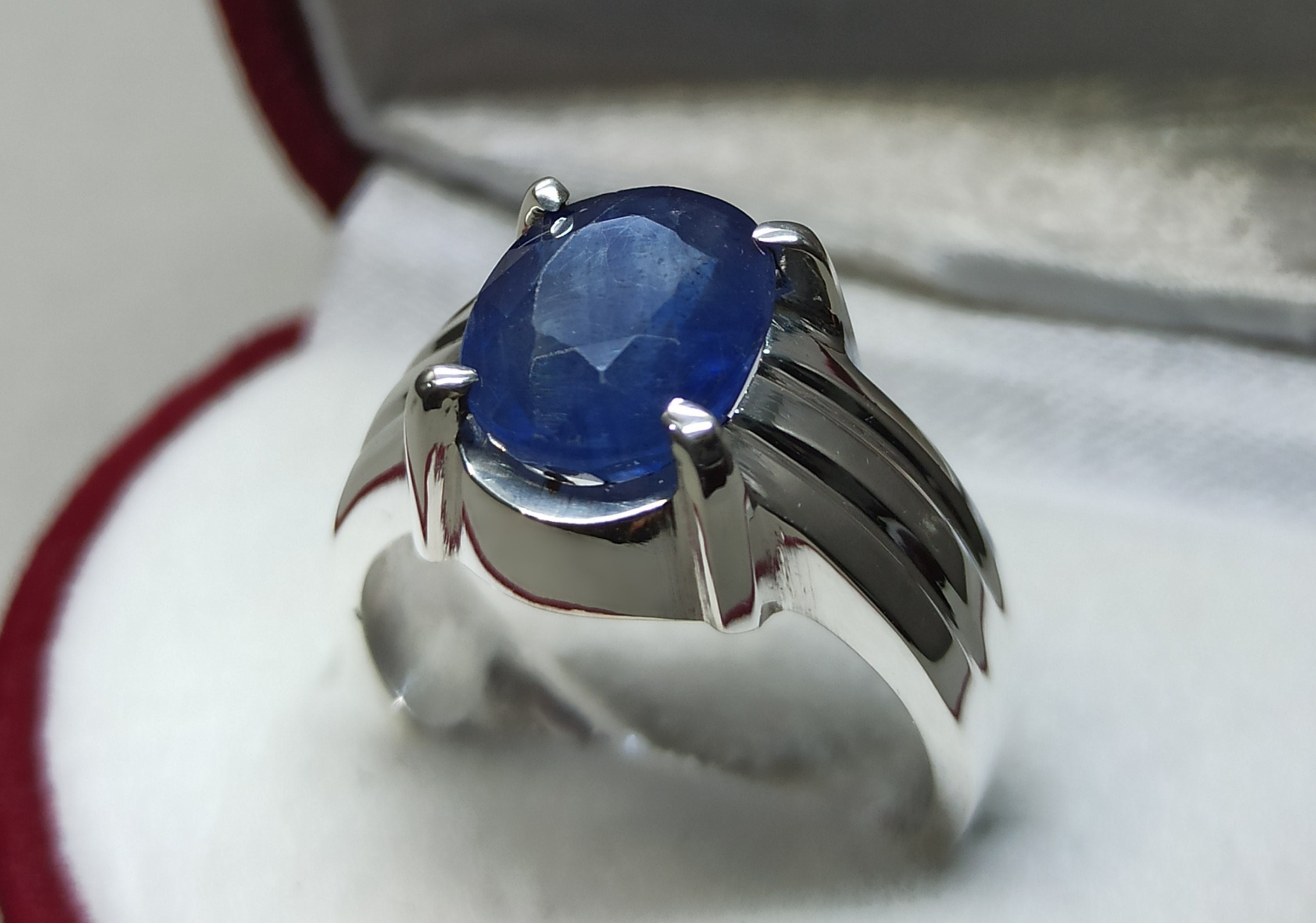 Pin by Rajkamal kaur on Fashion JewellEry | Blue wedding rings, Stone ring  design, Wedding rings