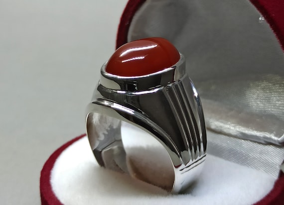 Maroon aqeeq cheap