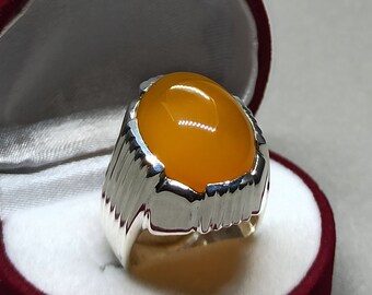Natural Yemeni Yellow Agate Mens Ring: Sterling Silver Zard Aqeeq